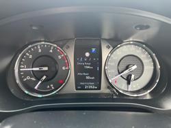 2024 Toyota Hilux SR5