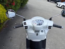 2025 Kymco LIKE 125 White