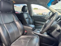 2016 Nissan Pathfinder ST-L