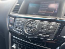 2016 Nissan Pathfinder ST-L