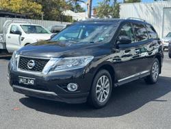 2016 Nissan Pathfinder ST-L