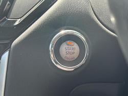 2016 Nissan Pathfinder ST-L