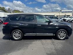 2016 Nissan Pathfinder ST-L