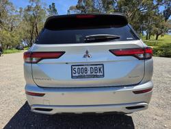 2024 Mitsubishi Outlander Exceed Tourer