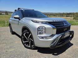 2024 Mitsubishi Outlander Exceed Tourer