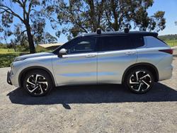 2024 Mitsubishi Outlander Exceed Tourer