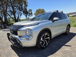 2024 Mitsubishi Outlander Exceed Tourer