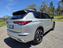 2024 Mitsubishi Outlander Exceed Tourer