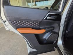 2024 Mitsubishi Outlander Exceed Tourer