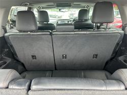 2014 TOYOTA
                KLUGER GRANDE (4x2)