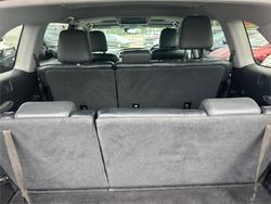 2014 TOYOTA
                KLUGER GRANDE (4x2)