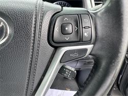 2014 TOYOTA
                KLUGER GRANDE (4x2)