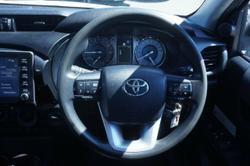 2021 Toyota Hilux SR