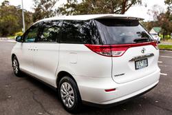 2017 Toyota Tarago GLi