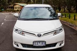 2017 Toyota Tarago GLi