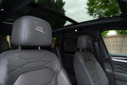 2024 Volkswagen Touareg R