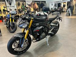 2025 Triumph SPEED TRIPLE 1200 RS RED