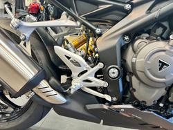 2025 Triumph SPEED TRIPLE 1200 RS RED