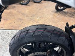 2025 Royal Enfield HIMALAYAN 450 YELLOW