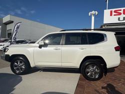 2022 Toyota Landcruiser VX
