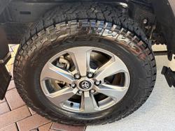 2022 Toyota Landcruiser VX