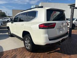2022 Toyota Landcruiser VX