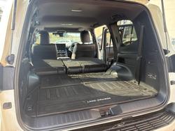 2022 Toyota Landcruiser VX