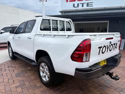 2017 Toyota Hilux SR Hi-Rider