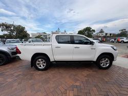 2017 Toyota Hilux SR Hi-Rider