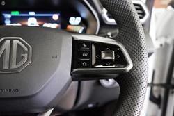 2025 MG
                ZS Essence Hybrid+