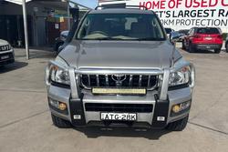 2004 Toyota
                Landcruiser GXL