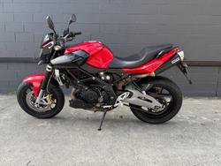 2015 APRILIA SHIVER SPORT RED
