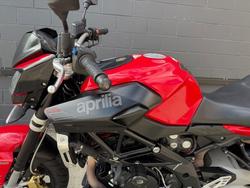 2015 APRILIA SHIVER SPORT RED