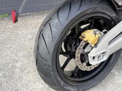 2015 APRILIA SHIVER SPORT RED