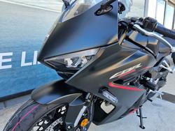 2025 Honda CBR650R Black