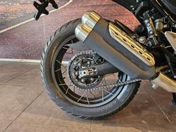 2025 Triumph Scrambler 400 XC Scrambler Grey