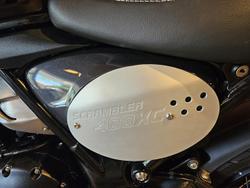 2025 Triumph Scrambler 400 XC Scrambler Grey