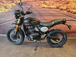 2025 Triumph Scrambler 400 XC Scrambler Grey