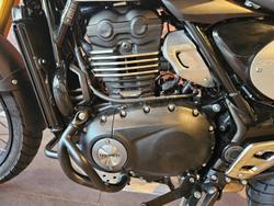 2025 Triumph Scrambler 400 XC Scrambler White