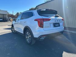 2025 GWM
                Haval Jolion Lux