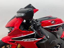 2017 Honda CBR1000RR (FIREBLADE) RED