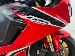 2017 Honda CBR1000RR (FIREBLADE) RED