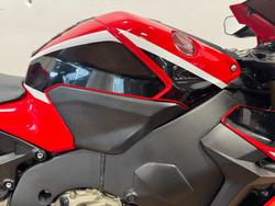 2017 Honda CBR1000RR (FIREBLADE) RED
