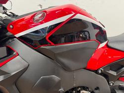 2017 Honda CBR1000RR (FIREBLADE) RED