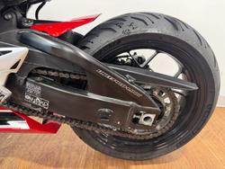 2017 Honda CBR1000RR (FIREBLADE) RED