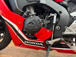 2017 Honda CBR1000RR (FIREBLADE) RED