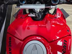 2023 DUCATI STREETFIGHTER V4 S RED