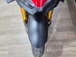 2023 DUCATI STREETFIGHTER V4 S RED