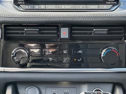 2025 Nissan X-TRAIL ST