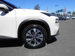 2025 Nissan X-TRAIL ST-L